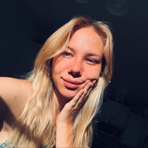 Meet your Posher, Gina-maria